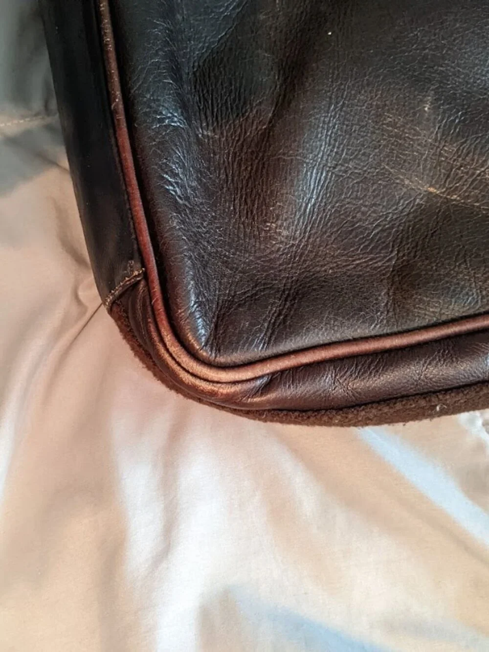 Kenneth Cole Reaction Brown Leather Messenger Laptop Bag Crossbody Briefcase